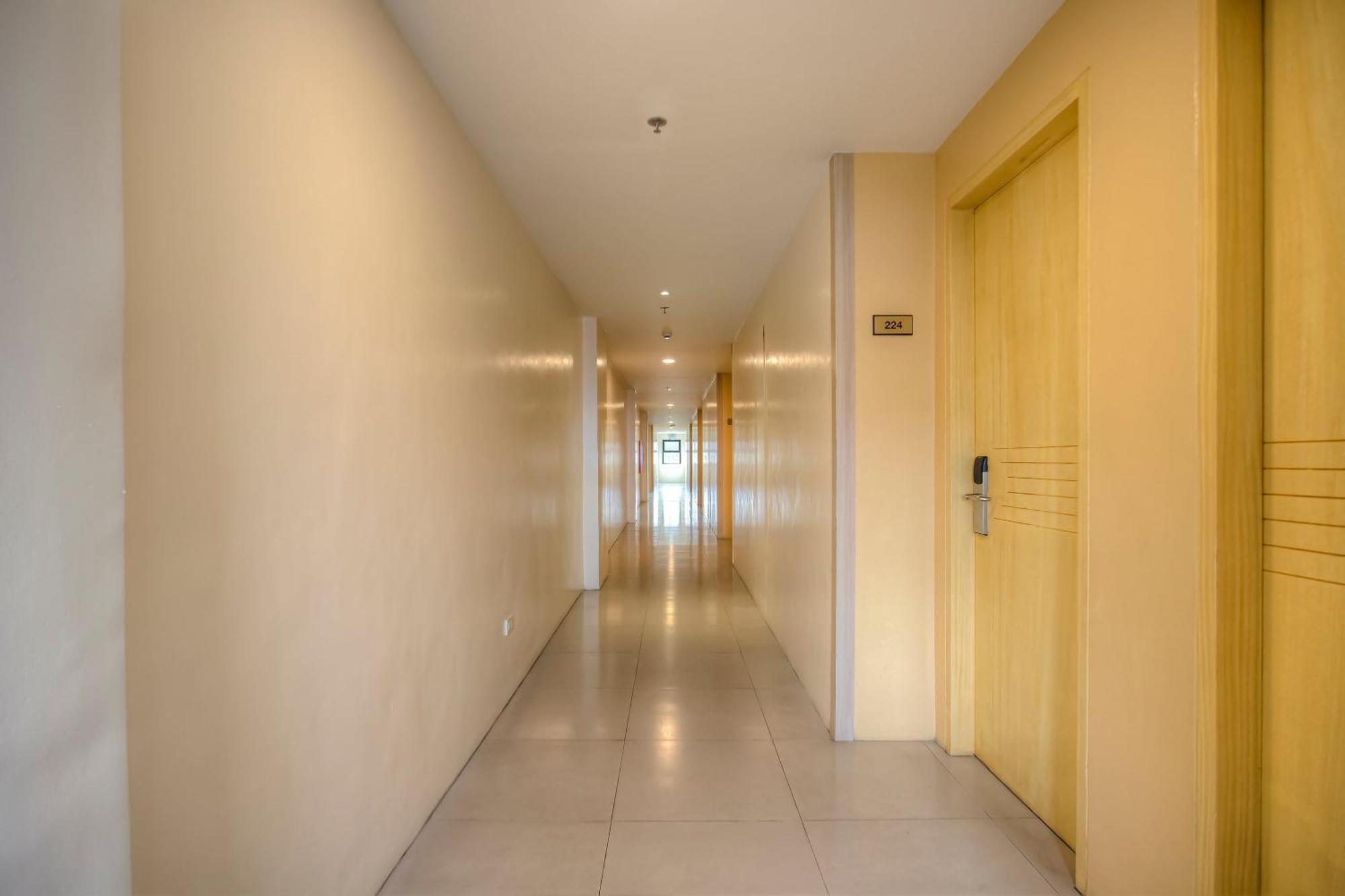 Capital O 827 Speciale Hotel Росарио Экстерьер фото