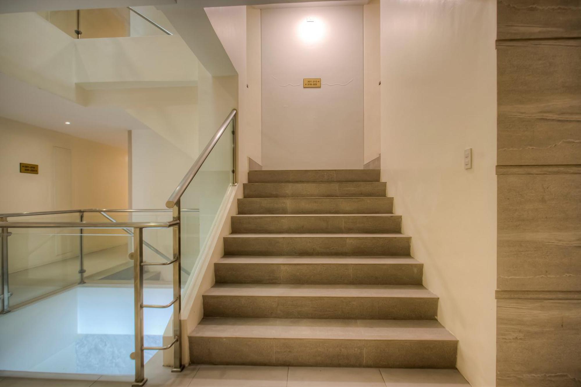 Capital O 827 Speciale Hotel Росарио Экстерьер фото